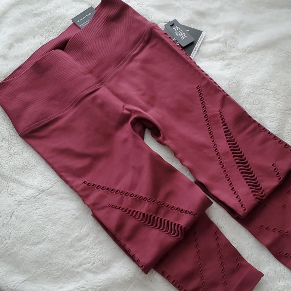 NWT Victoria's Secret seamless tight - sz XS